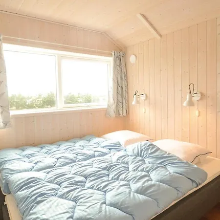Three-bedroom In Vaggerlose *