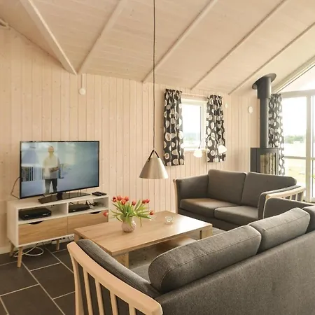 Ferienhaus 3 Bedroom Lovely In Vaeggerlose *