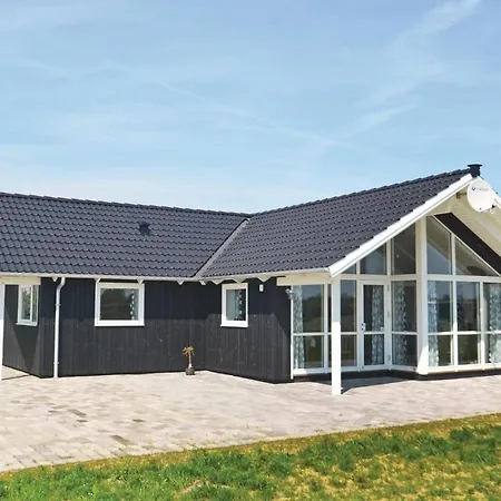 3 Bedroom Lovely In Vaeggerlose * Bøtø By